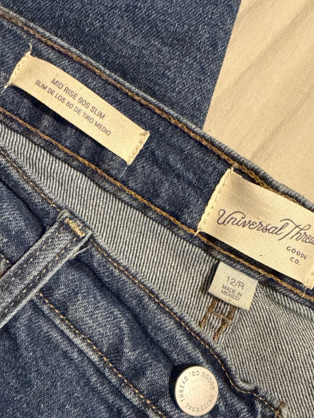Universal Thread Mid-Rise Button-Fly Jeans - Blue Wash - Picture 4 of 4